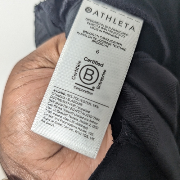 Athleta Brooklyn black camo jogger sz 6 - Picture 5 of 9